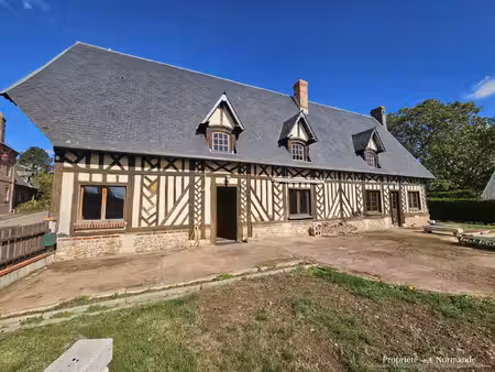 maison normande de caractère avec dépendances et terrain de 4