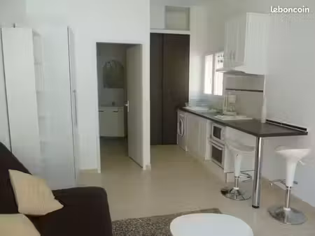 studio etudiant nîmes