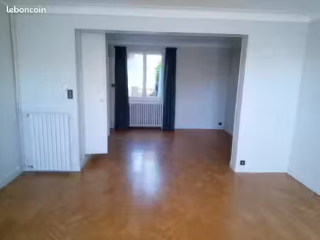 maison sur 2 niveaux