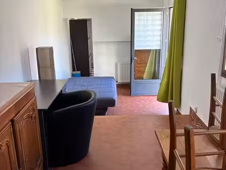 à louer – studio 50 m² meublé