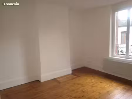 appartement lumineux  centre ville montdidier