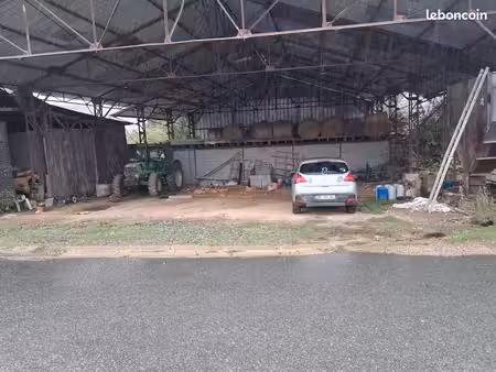 agriculteur loué hangar