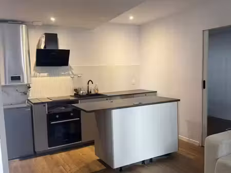 location appartement t2 30m2 - nimes centre