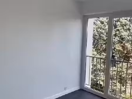 location appartement 4 pièces 75 m² à saint-jean-de-la-ruelle (45140)  850 €