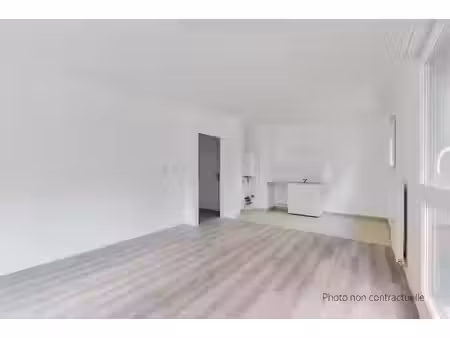 location appartement 3 pièces 57 m² à carrières-sous-poissy (78955)  1 038 €