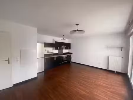 location appartement 3 pièces 61.19 m² à les ulis (91940)  1 070 €
