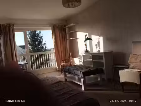 location meublée appartement 4 pièces 87 m² à chartres (28000)  1 248 €