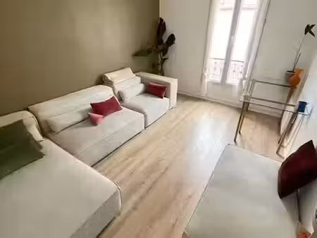 location meublée appartement 2 pièces 33 m² à saint-ouen (93400)  1 300 €