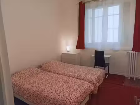 location meublée appartement 2 pièces 33 m² à neuilly-sur-seine (92200)  1 780 €