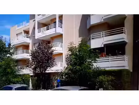 location meublée appartement 4 pièces 82 m² à toulouse (31000)  495 €