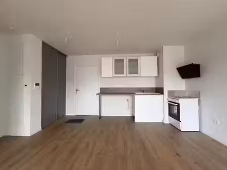 location appartement 2 pièces 44.5 m² à erquinghem-lys (59193)  599 €