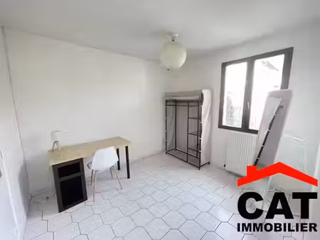 location meublée appartement 3 pièces 34.89 m² à avon (77210)  625 €