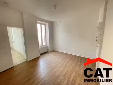 location appartement 1 pièce 27.62 m² à fontainebleau (77300)  615 €