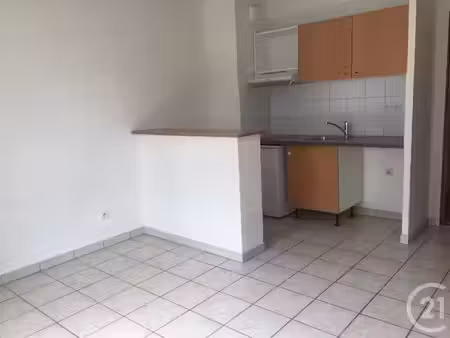 location appartement 2 pièces 30 m² à montpellier (34000)  673 €