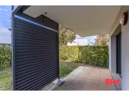 beau t2 en rez-de-jardin à betton