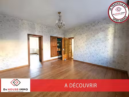 maison mitoyenne d'environ 102 m² avec jardin - un beau potentiel à révéler !