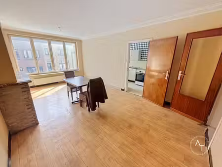 trèfles / app. 2ch +/- 78m² à rénover (2 appartements dispon