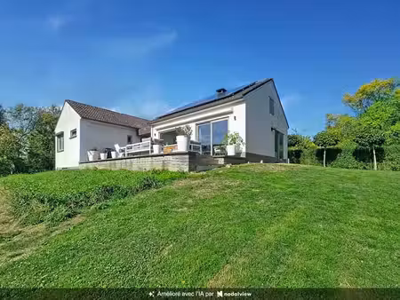 superbe maison 4 façades plain-pied avec jardin