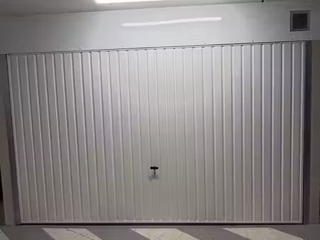 box fermé 20 m² - bois-colombes