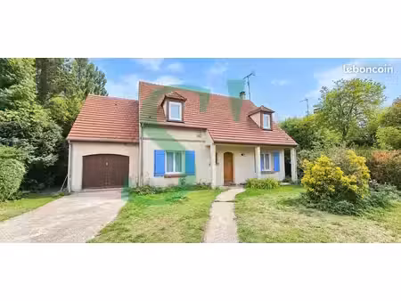pavillon 7 pièces 145 m²