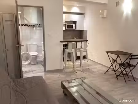 beau studio meublé 20m²