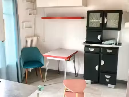 à louer superbe deux pièces