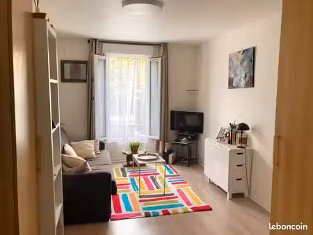 saint-cloud – studio meublé 20 m² avec extérieur privatif