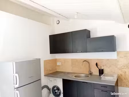 studio refait à neuf meublé lumineux