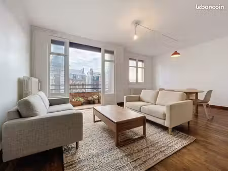 magnifique duplex rénové à neuf & meublé – 85 m² (t3)