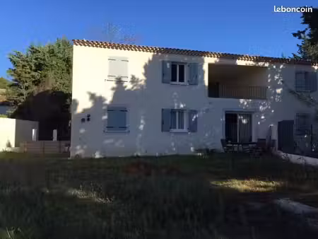 appartement à louer maussane les alpilles