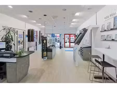 local commercial à louer