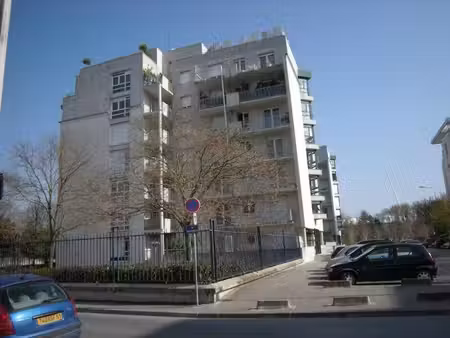 parking à louer