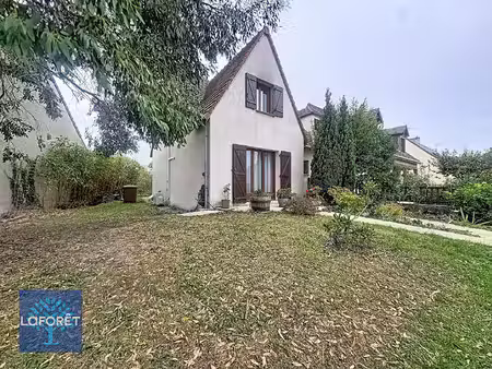 villabé - maison familiale 6 pièces avec sous-sol total et panneaux solaires