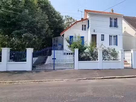 vente maison 6 pièces 90 m² à sainte-genevieve-des-bois (91700)  329 000 €