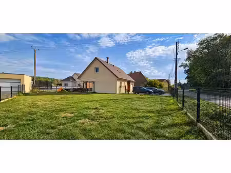 maison récente de 2022 environ 104 m2 trois chambres t