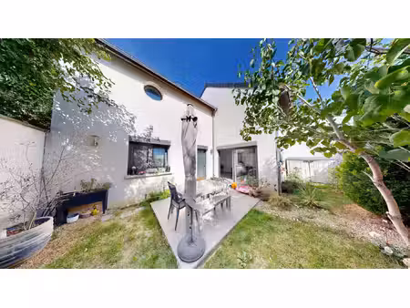 vélizy  maison familiale de 85m2 quartier le clos