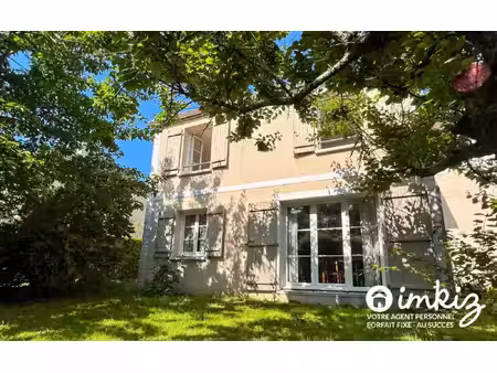 maison 6 pièces : 4 chambres  2wc  garage  jardin