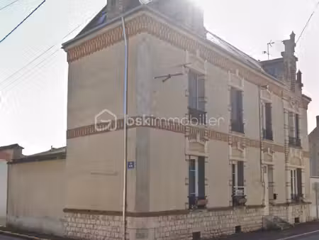maison de maitre de 220 m² à sceaux-du-gatinais