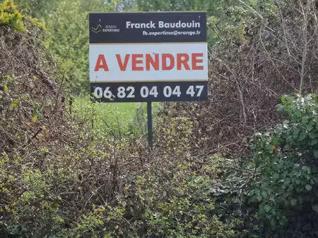 terrain constructible neuf à vendre