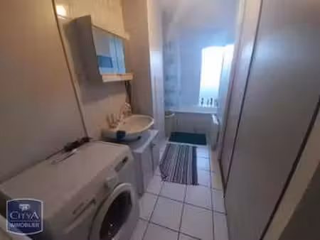 location appartement 3 pièces meublé à chemille (49120) : à louer 3 pièces meublé / 79m² c