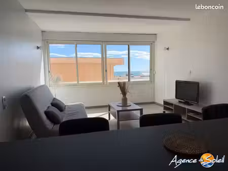 studio 1 pièce 38 m²