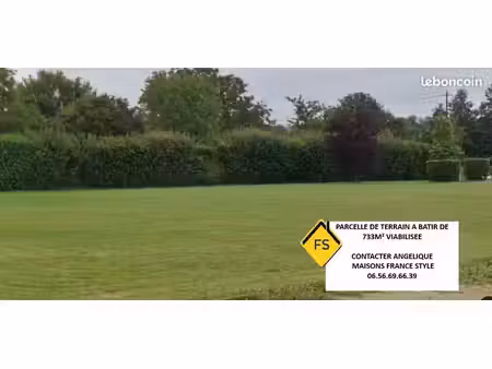 terrain 733 m² argences