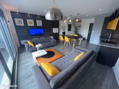 t4 duplex standing meublé 95m² + 20m² terrasse / clim