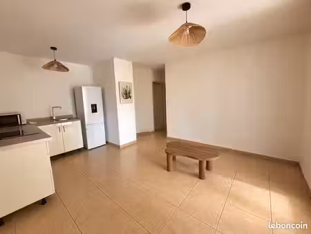 à louer t2 meublé