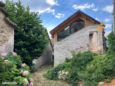 maison d’architecte avec vue lac – 3 chambres – chindrieux