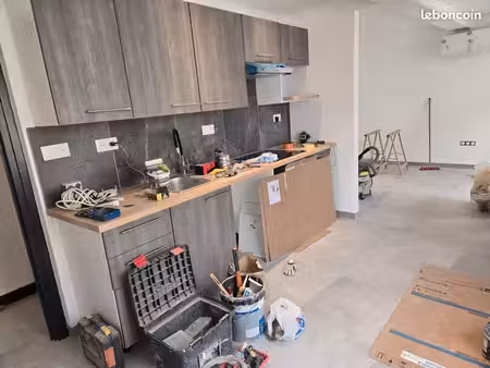 maison garage 2 ch grande pièce vie
