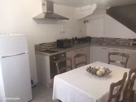 appartement t3 meublé atypique centre ville de jarnac
