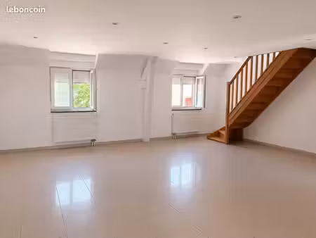 appartement duplex 3 pièces rénové - 72 m2 - parking