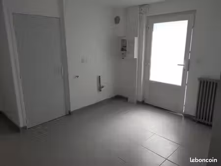 appartement 6 pièces 96 m² – seveux-motey