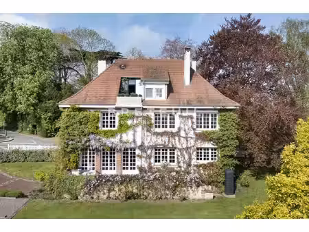 maison de luxe à vendre à beaumont-en-auge